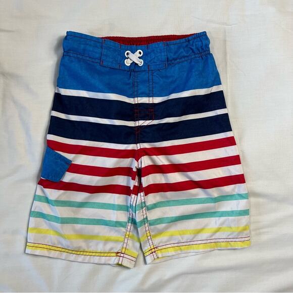 Boy's Shorts Medium 8 Bundle of 3 Items Nike, Cat and Jack, Old Navy Casual Fit - Picture 7 of 8